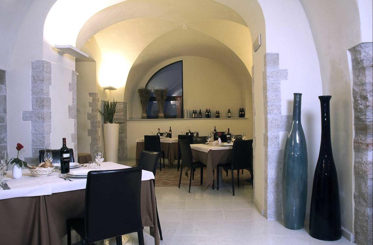 Hotel Orazio Venosa Extérieur photo